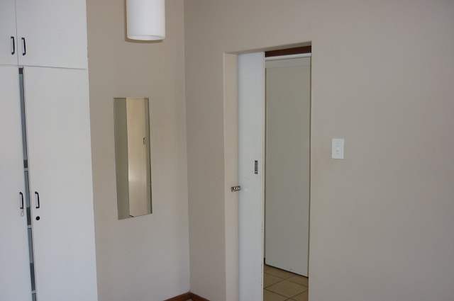 2 Bedroom Property for Sale in Uniepark Western Cape